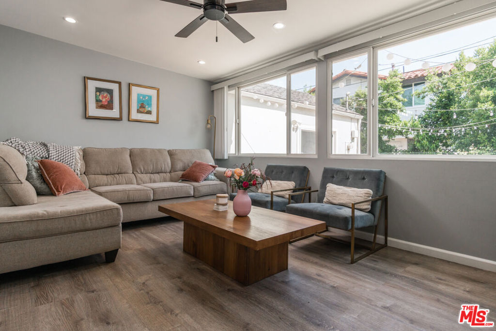 MLS #25544863 img 25