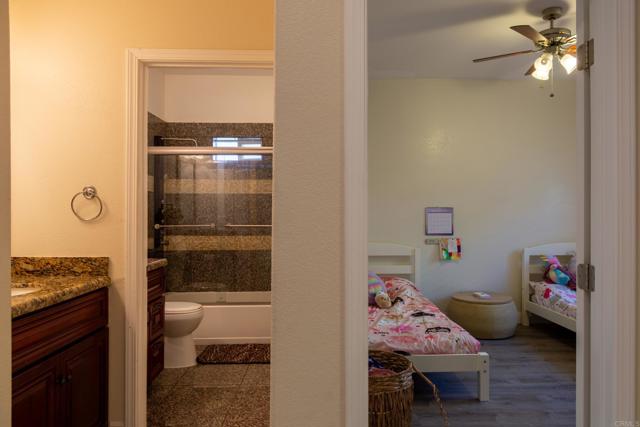 Detail Gallery Image 27 of 46 For 1657 Coronado Ave, Spring Valley,  CA 91977 - 5 Beds | 3/1 Baths