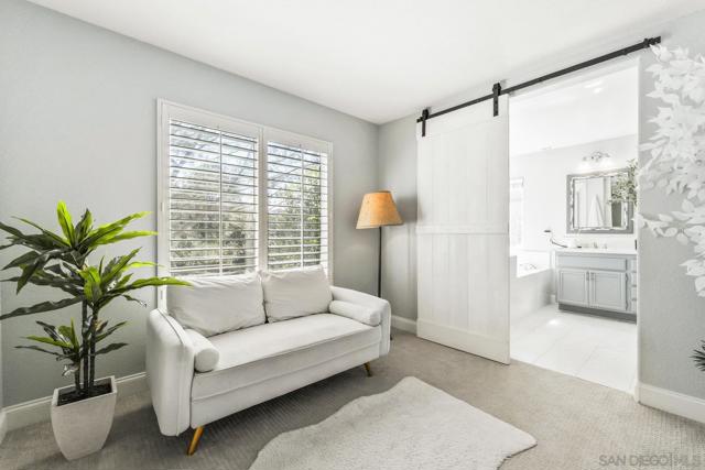 11225 Corte Isabelino, San Diego CA: https://media.crmls.org/mediaz/6e78ff18-9dbb-4624-9207-26d1b16ab927.jpg
