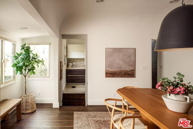 2268 Ben Lomond Drive, Los Angeles CA: https://media.crmls.org/mediaz/6e796eac-228f-4d0a-9ee8-9ba2a6992ad3.jpg