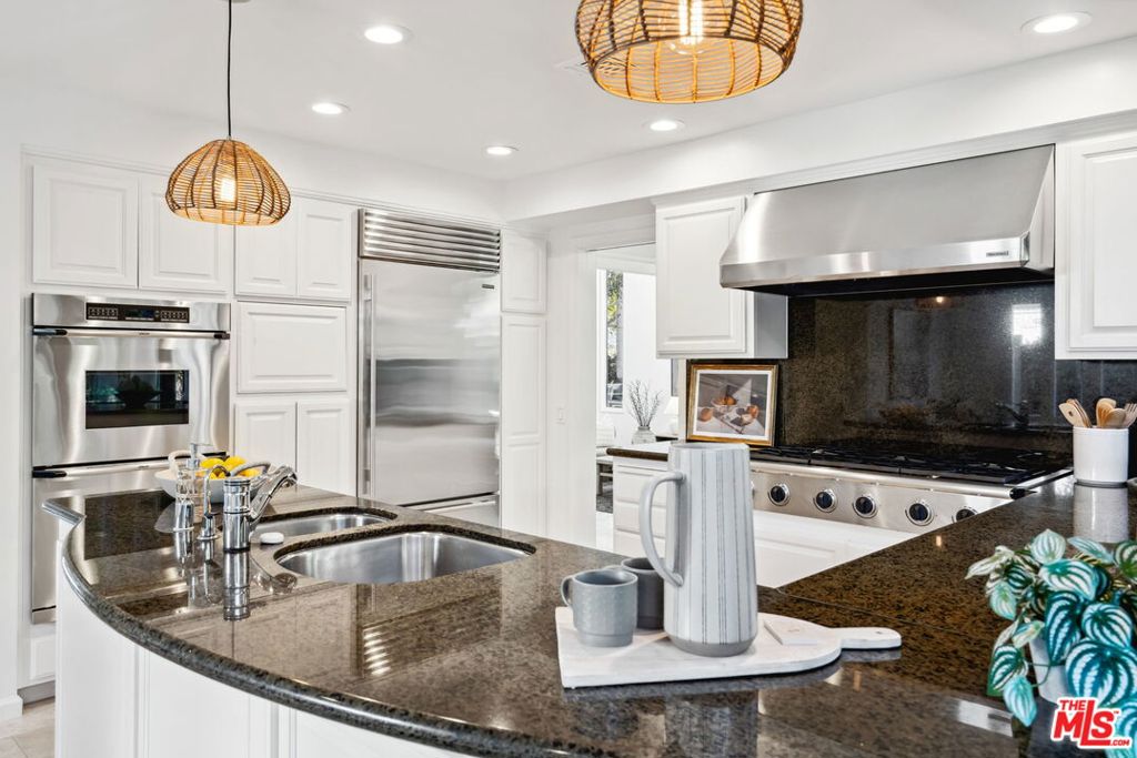 6E7B50B0 1282 458C 8F23 Dfb1444F4810 8105 Buena Fortuna Street, Carpinteria, Ca 93013 &Lt;Span Style='BackgroundColor:transparent;Padding:0Px;'&Gt; &Lt;Small&Gt; &Lt;I&Gt; &Lt;/I&Gt; &Lt;/Small&Gt;&Lt;/Span&Gt;