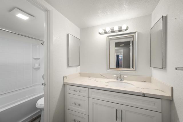 Detail Gallery Image 3 of 18 For 1802 via Las Palmas Unit 37, National City,  CA 91950 - 2 Beds | 2 Baths