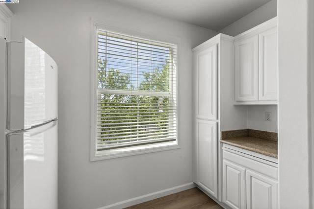 3275 Dublin Blvd, Dublin CA: https://media.crmls.org/mediaz/6e7b7ded-5662-46a1-99ee-14ee8234539e.jpg