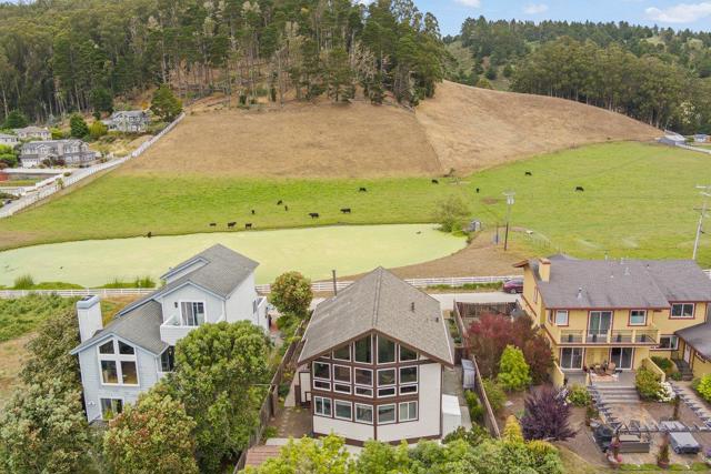 350 6th Avenue, Half Moon Bay CA: https://media.crmls.org/mediaz/6e7cfd7b-69d3-40b1-a2ba-1aa1498d6036.jpg