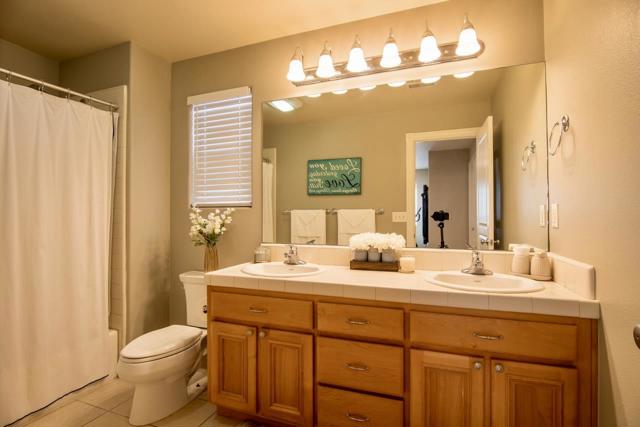 555 Calle Buena Vista, Morgan Hill CA: https://media.crmls.org/mediaz/6e7ee72c-24aa-49a0-b31b-3d520cde80b9.jpg