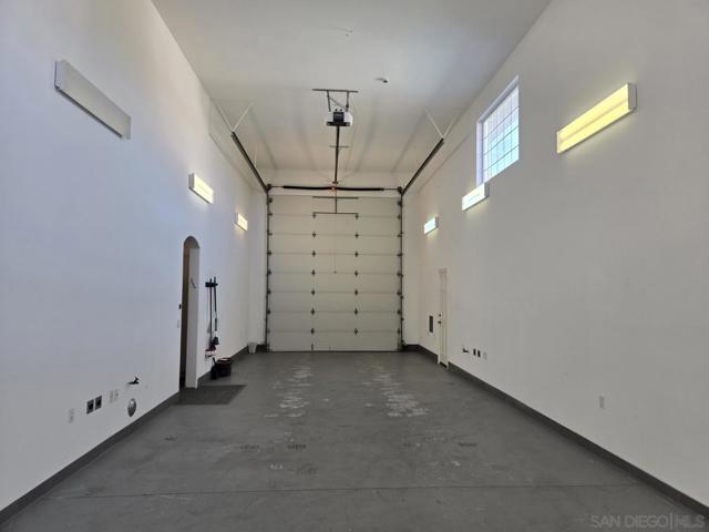 6727 Cavite Ct., San Diego CA: https://media.crmls.org/mediaz/6e7f9b54-f358-4257-827b-70d94ba6ead7.jpg