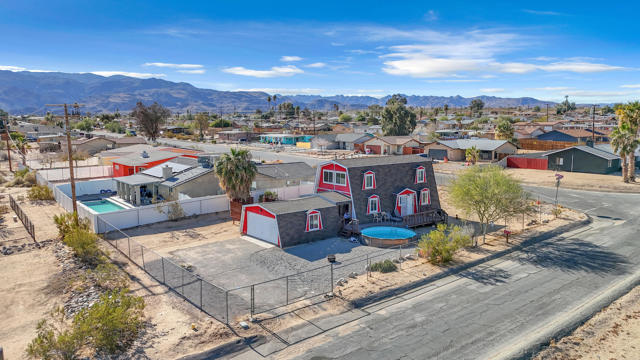 71915 Samarkand Drive, 29 Palms CA: https://media.crmls.org/mediaz/6e7fd2a5-9ac3-4469-b19e-c9d5b1f7603c.jpg
