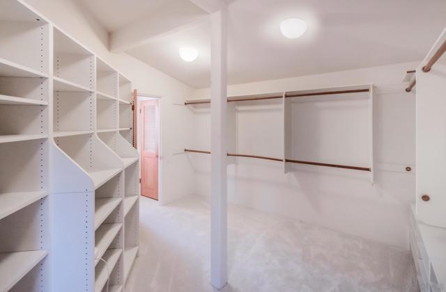 Image 19 of 36 For 308 Corto St
