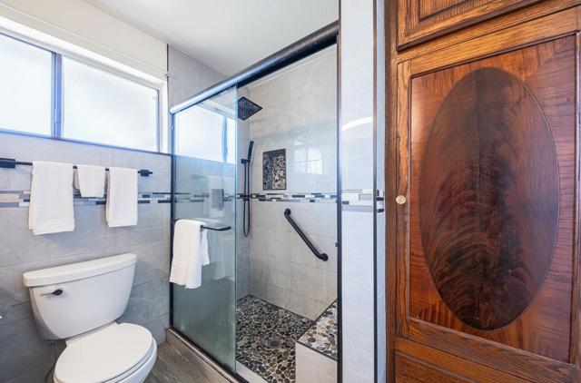 17945 Pesante Road, Salinas CA: https://media.crmls.org/mediaz/6e81bd89-bf63-4294-851b-2ad744bc7b18.jpg