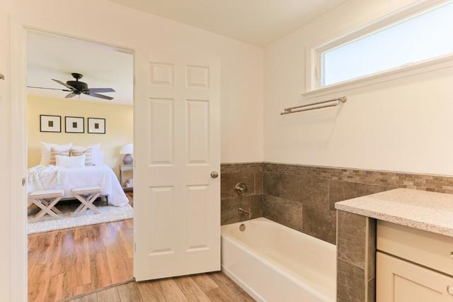 9355 Holly Oak Way, Salinas CA: https://media.crmls.org/mediaz/6e81d1ce-3bed-4fcc-a2c9-c3a89c3b5d0f.jpg