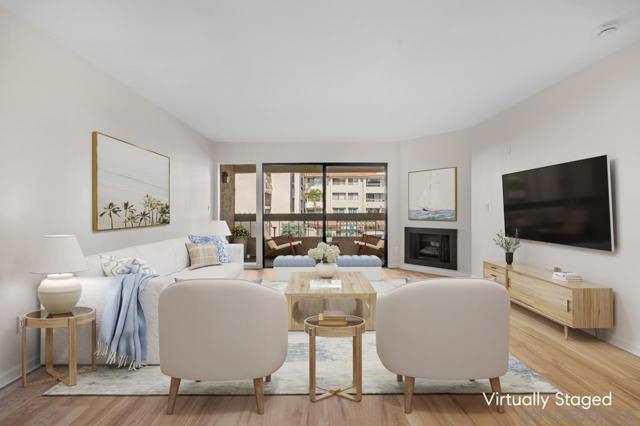 6747 Friars Rd, San Diego CA: https://media.crmls.org/mediaz/6e82f4d3-fe90-4580-ab9c-c76de50bf171.jpg