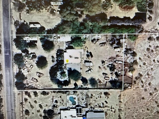 21130 Hot Springs Road, Desert Hot Springs CA: https://media.crmls.org/mediaz/6e83062f-2ec9-4d5f-aa86-41ab0b51878e.jpg
