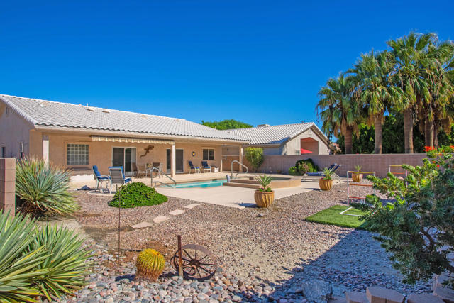 74119 Academy Lane E, Palm Desert, CA 92211