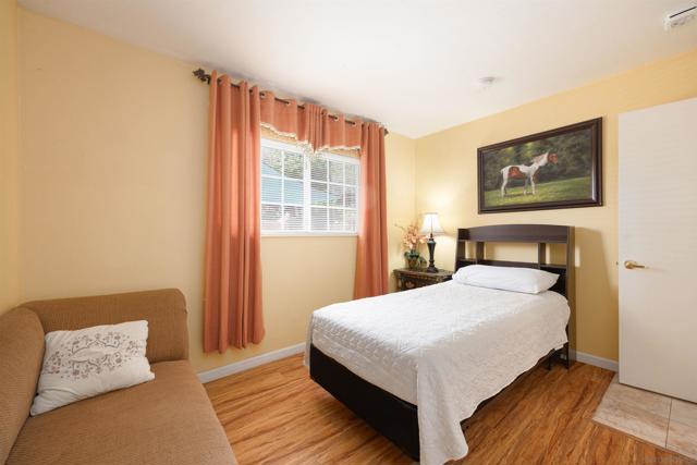 11225 Madrigal St, San Diego CA: https://media.crmls.org/mediaz/6e838082-ef49-450a-b6b7-71676f1932c2.jpg