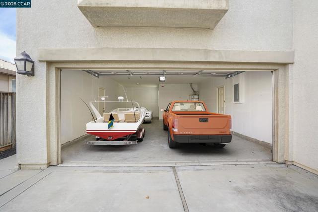 507 Livingston Court, Discovery Bay CA: https://media.crmls.org/mediaz/6e83a9cd-e3f0-46b2-93e1-2806f6f95ec9.jpg
