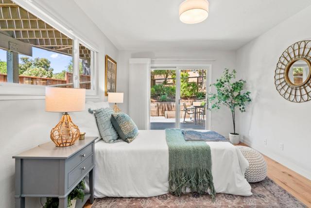 1975 Seascape Boulevard, Aptos CA: https://media.crmls.org/mediaz/6e83d7f3-f3fb-40b3-9252-58637f7c0424.jpg