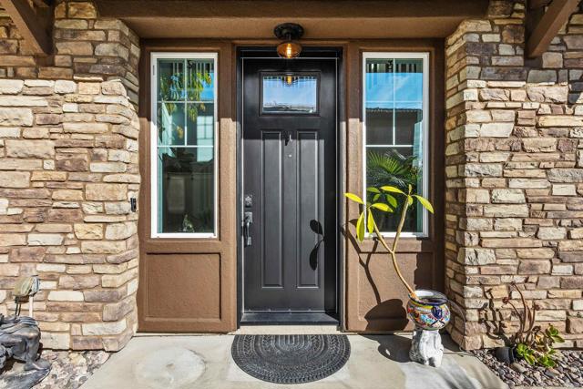 238 Ventasso Way, Fallbrook CA: https://media.crmls.org/mediaz/6e847bab-4c80-418f-97fc-fd7ddb67db1b.jpg