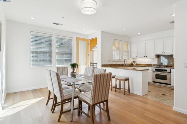 3554 Capoterra Way, Dublin CA: https://media.crmls.org/mediaz/6e84a6b0-c3c4-4652-bffa-9d678adb8db2.jpg
