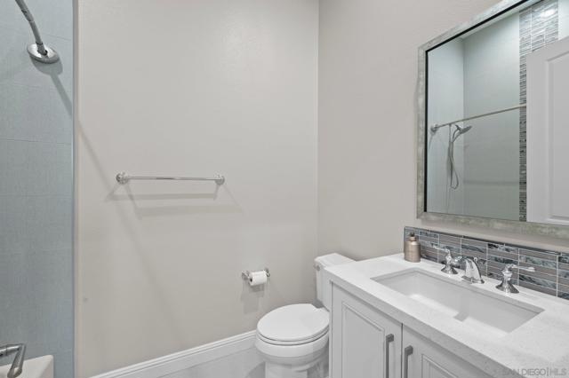 Image 34 of 47 For 6210 Summit Crest Cir