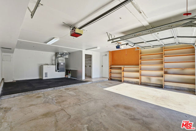 31763 Cottontail Lane, Malibu CA: https://media.crmls.org/mediaz/6e84ee46-77ab-465d-8935-4c90aceb69a3.jpg