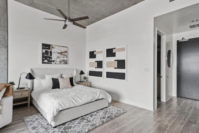 527 10th Ave, San Diego CA: https://media.crmls.org/mediaz/6e85c1fe-a5af-4bb3-bb8a-b9c842e1d8ea.jpg