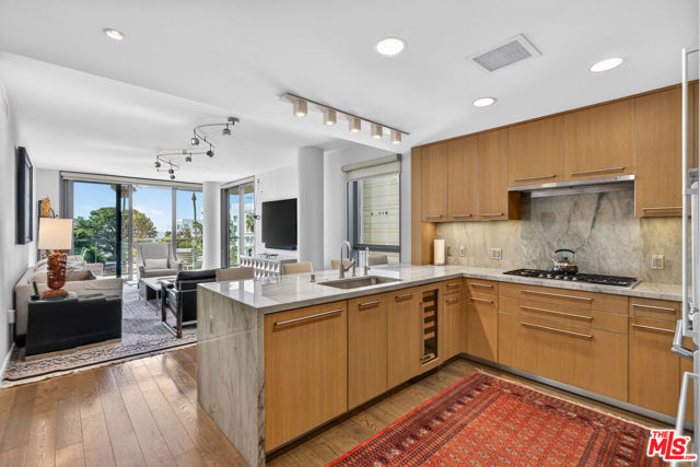 1755 Ocean Avenue, Santa Monica CA: https://media.crmls.org/mediaz/6e85fcbc-d007-4099-b56d-78c961bd4a85.jpg