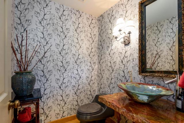 1265 Trinity Drive, Menlo Park CA: https://media.crmls.org/mediaz/6e86e2ab-2c8d-4150-8e59-53e4580636ad.jpg