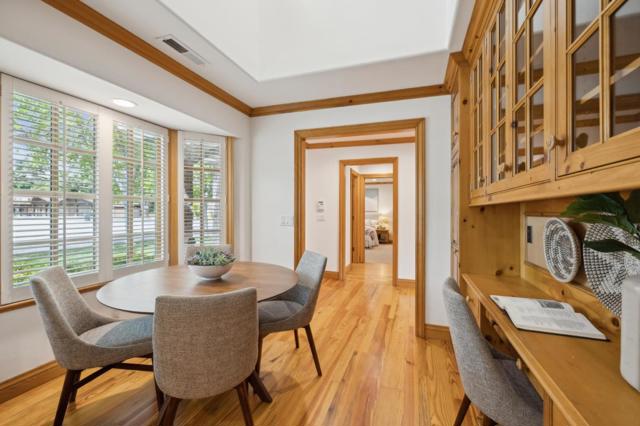 655 Berry Avenue, Los Altos CA: https://media.crmls.org/mediaz/6e87cc6c-096a-4820-b1a3-fde42cd37037.jpg