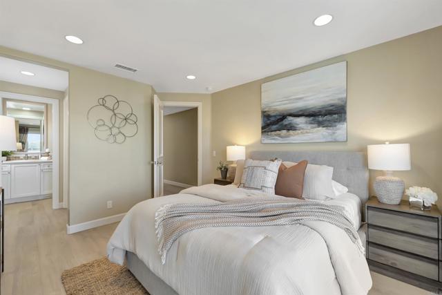 Detail Gallery Image 23 of 44 For 509 W Balboa Bld, Newport Beach,  CA 92661 - 3 Beds | 3/1 Baths
