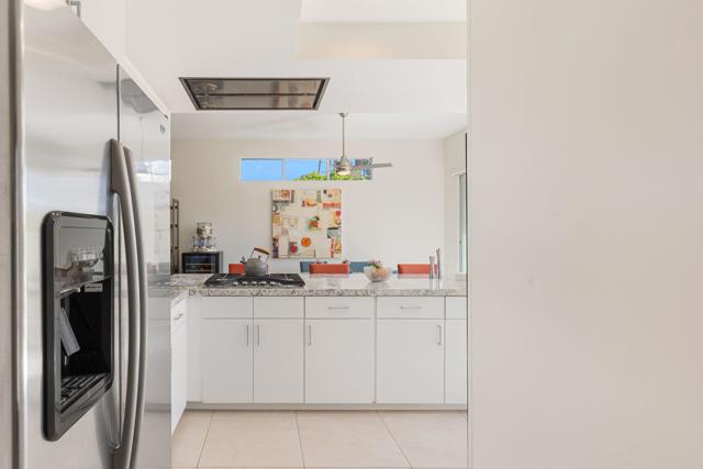 555 W Baristo Road, Palm Springs CA: https://media.crmls.org/mediaz/6e89189f-a716-49e2-ad48-2f619f9a7c9d.jpg
