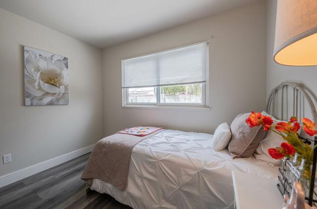 1676 Flores Street, Seaside CA: https://media.crmls.org/mediaz/6e892162-1412-4ff5-966f-47a2ab87ceb8.jpg