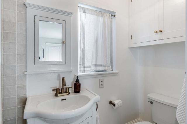 501 7th Street, Pacific Grove CA: https://media.crmls.org/mediaz/6e899b96-b8bd-4af5-9e96-fcbc051ea3b2.jpg