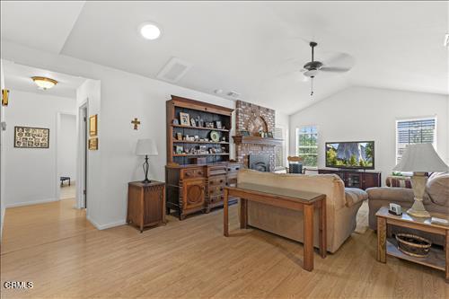 Detail Gallery Image 13 of 34 For 22820 Mariposa Rd, Tehachapi,  CA 93561 - 3 Beds | 2 Baths