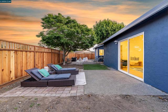 1400 Granada St, Vallejo CA: https://media.crmls.org/mediaz/6e8b04a4-2487-48d8-bbc9-965d8736a191.jpg