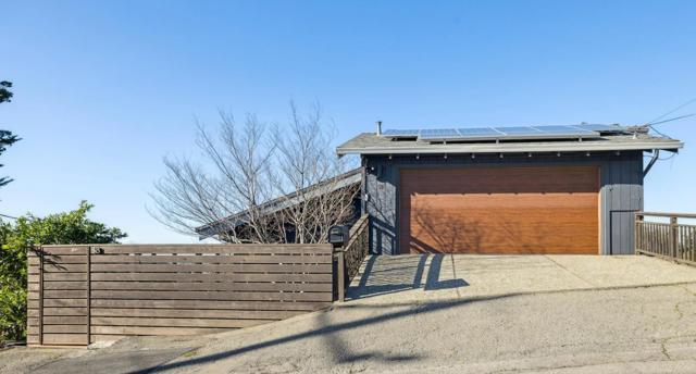 58 Villanova Drive, Oakland CA: https://media.crmls.org/mediaz/6e8b4220-9699-487a-a67d-a6081990942b.jpg