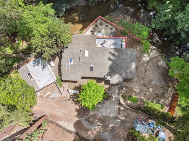 495 Primavera Road, Boulder Creek CA: https://media.crmls.org/mediaz/6e8b5f8c-429c-4389-9cb0-929613be19ab.jpg