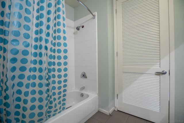 1025 Island Ave, San Diego CA: https://media.crmls.org/mediaz/6e8c3bc4-bd02-4b7d-b53d-52279a610d63.jpg