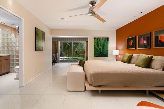 444 N Burton Way, Palm Springs CA: https://media.crmls.org/mediaz/6e8cb638-32e0-41fe-90d4-67512a37145f.jpg