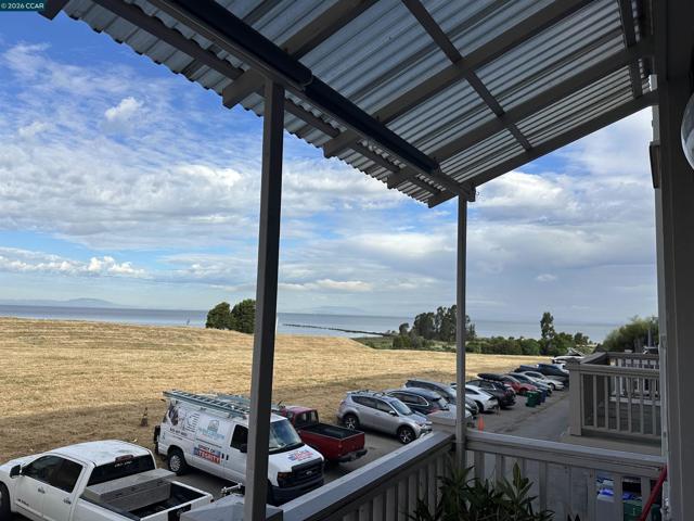 Image 27 of 30 For 2144 Railroad Ave