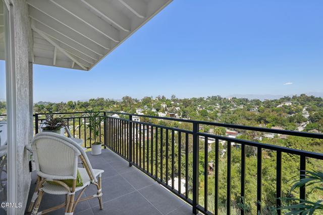 1891 Lucretia Avenue, Los Angeles CA: https://media.crmls.org/mediaz/6e8e7e17-ad40-4d29-9377-f5a4e3b9f61a.jpg