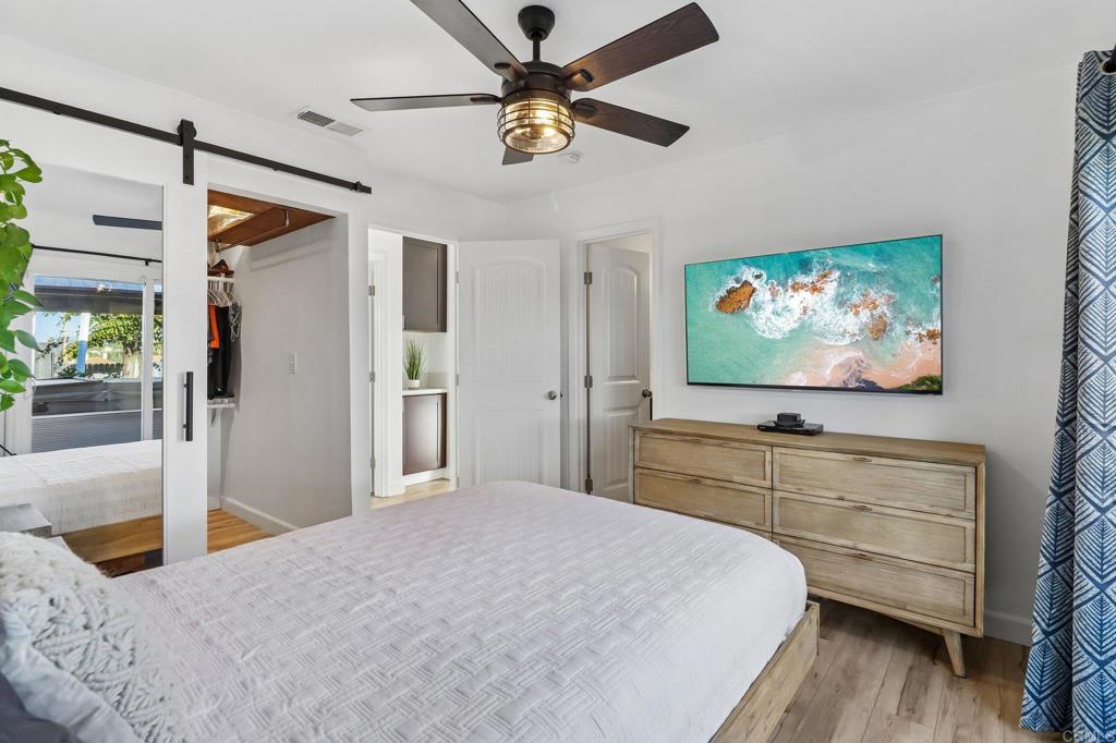 2852 Yvonne St - photo 14