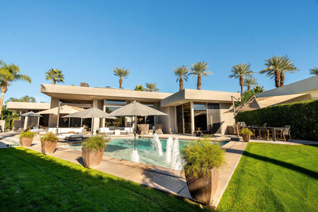 108 Waterford Circle, Rancho Mirage CA: https://media.crmls.org/mediaz/6e90f5bb-03cb-4911-b7a9-55f99bf3322b.jpg