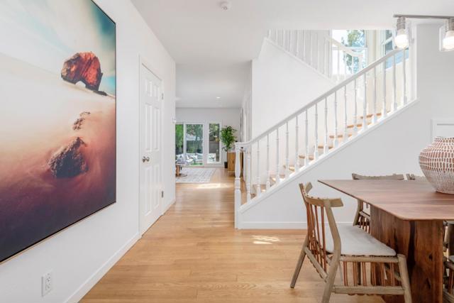 923 Grand Street, Redwood City CA: https://media.crmls.org/mediaz/6e936a55-90cd-4949-ae03-632cca6f7594.jpg