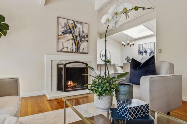 3224 Kipling Street, Palo Alto CA: https://media.crmls.org/mediaz/6e93a8fc-62e5-4759-88d4-9ce34522aa73.jpg