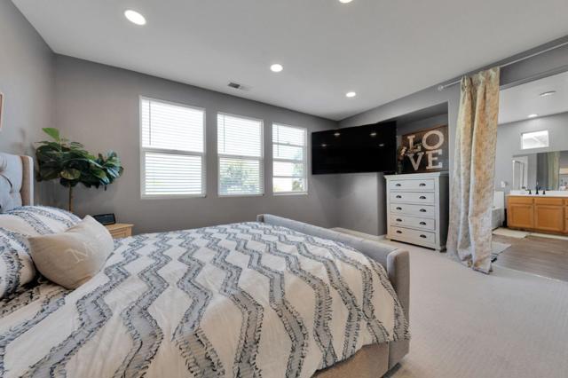 3023 Canoas Villa, San Jose CA: https://media.crmls.org/mediaz/6e93ef1b-c5fa-478f-bd51-1ea839b5777f.jpg