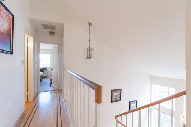 Image 29 of 33 For 15822 Devonwood Way