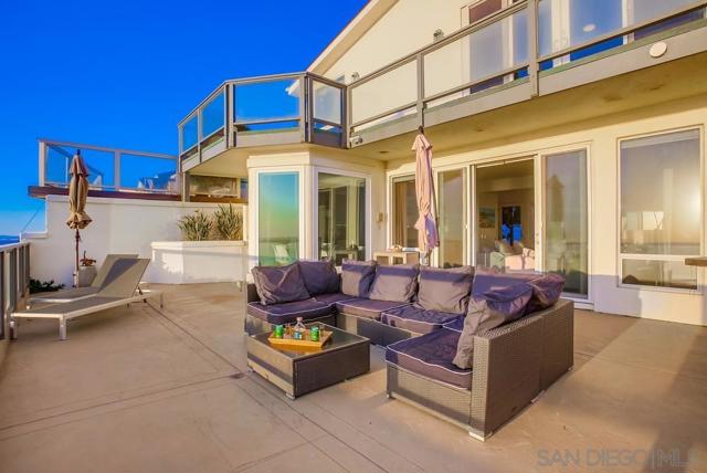 510 Neptune, Encinitas CA: https://media.crmls.org/mediaz/6e94bb83-5056-49dc-b475-98f0a47d528b.jpg