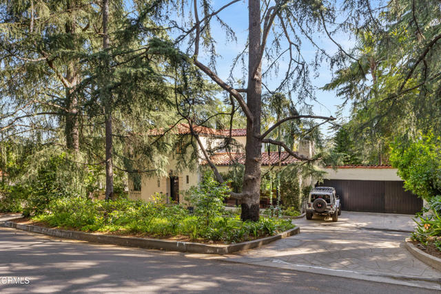 5321 Alta Canyada Road, La Canada Flintridge CA: https://media.crmls.org/mediaz/6e956211-01a1-4eaa-8886-6fc54bf410d0.jpg
