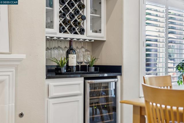 2232 Normandy Cir, Livermore CA: https://media.crmls.org/mediaz/6e96c60f-c95a-458b-a165-89e4510266d5.jpg