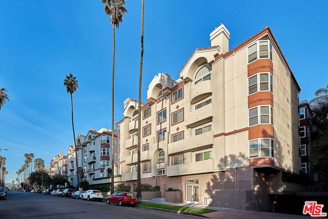 620 Gramercy Place, Los Angeles, California 90005, ,1 BathroomBathrooms,Condominium,For Sale,Gramercy,24426683